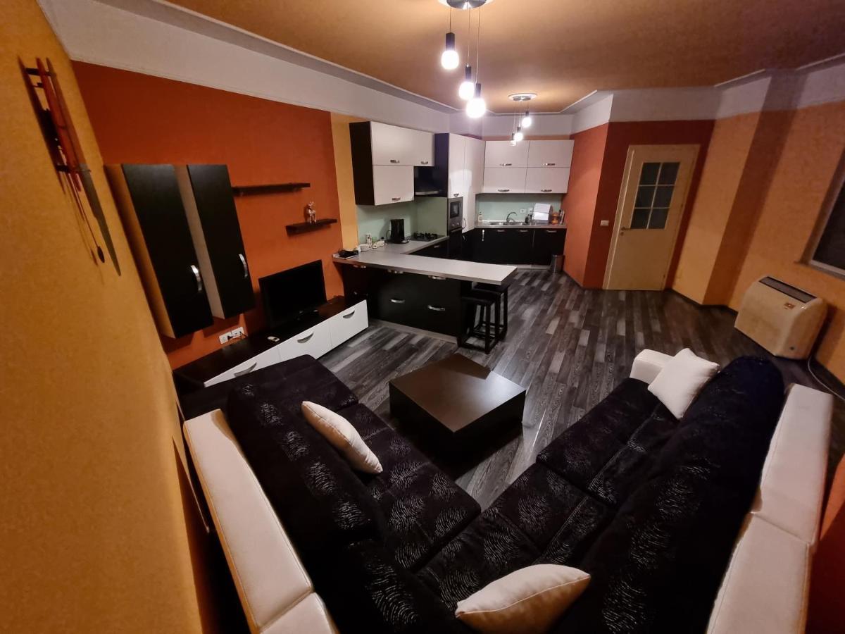 Moonshine Apartament 티라나 외부 사진