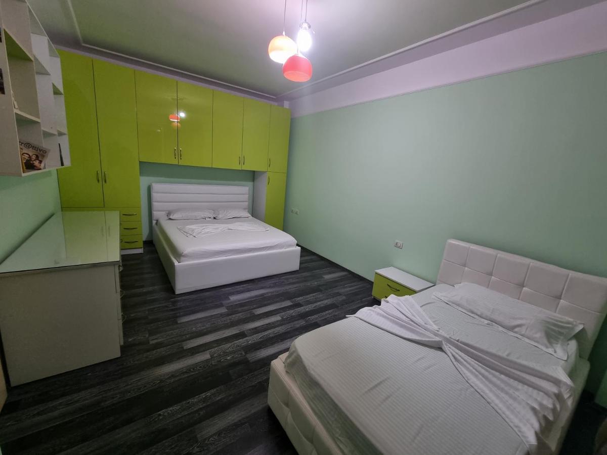 Moonshine Apartament 티라나 외부 사진