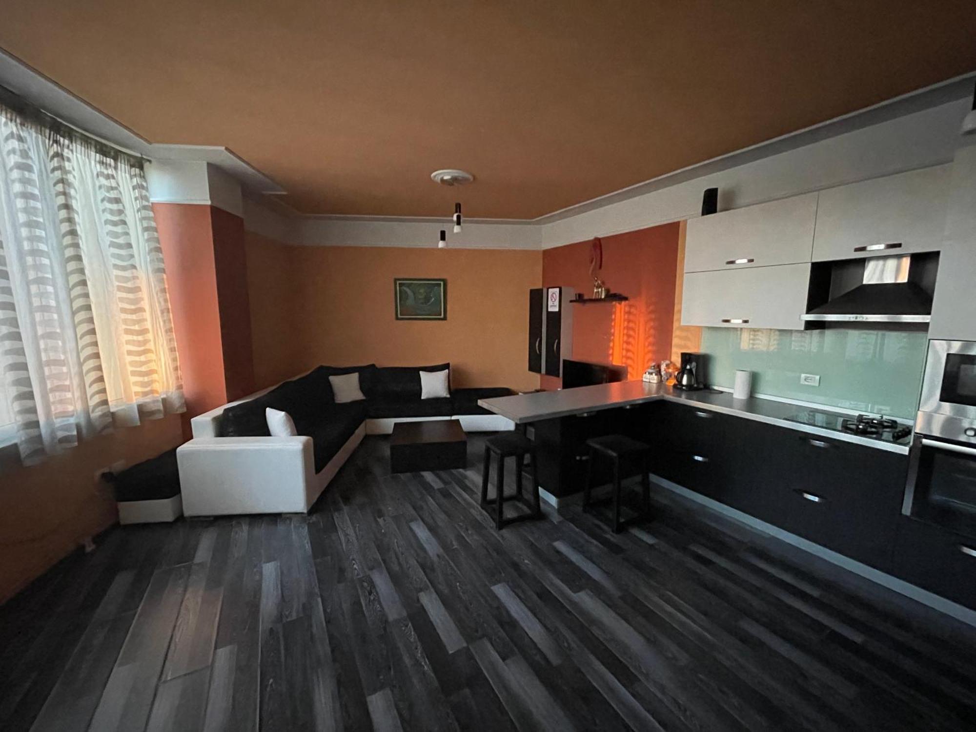 Moonshine Apartament 티라나 외부 사진
